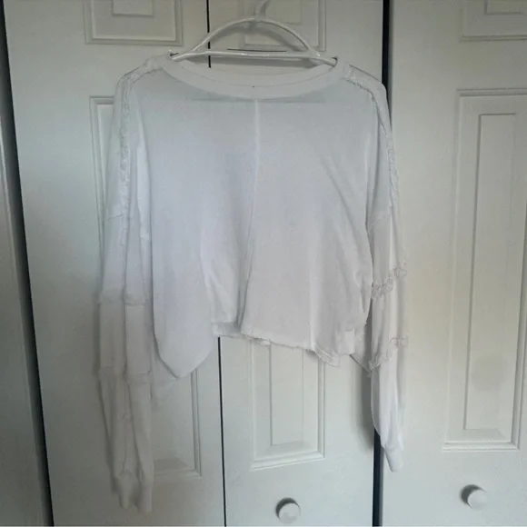 Free People Lightweight Oversized White Cropped Pullover - Picture 2 of 5